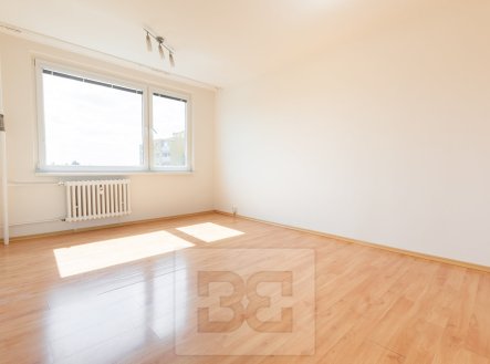 Pronájem bytu, 1+kk, 29 m²