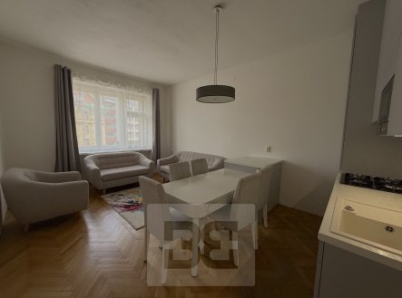 Pronájem bytu, 2+kk, 51 m²