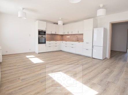 Pronájem bytu, 3+kk, 76 m²