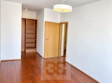 ložnice 1 | Pronájem bytu, 3+kk, 109 m²