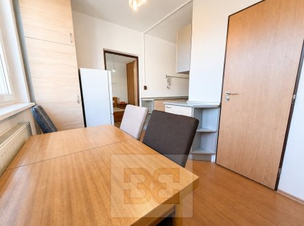 Pronájem bytu, 3+1, 73 m²