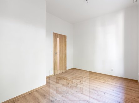 Pronájem bytu, 2+kk, 42 m²