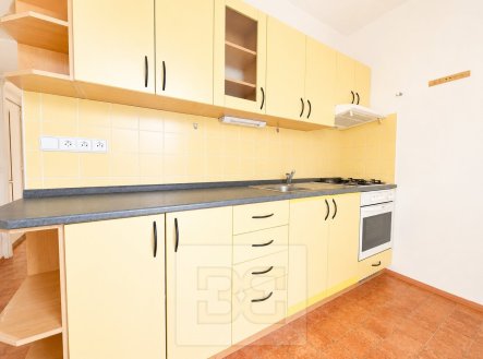 Pronájem bytu, 2+1, 56 m²