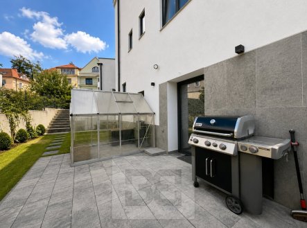 Pronájem domu/vily, 362 m²