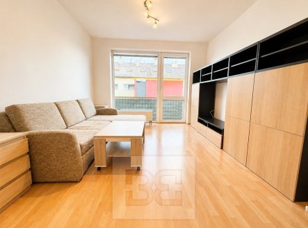 Pronájem bytu, 2+kk, 45 m²
