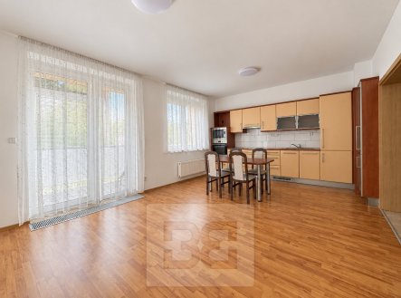 Pronájem bytu, 3+kk, 90 m²