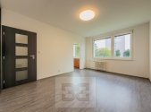 Pronájem bytu, 1+kk, 33 m²
