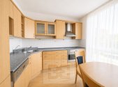 Pronájem bytu, 3+kk, 100 m²