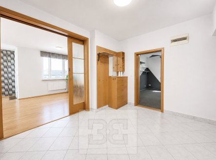Pronájem bytu, 3+kk, 100 m²