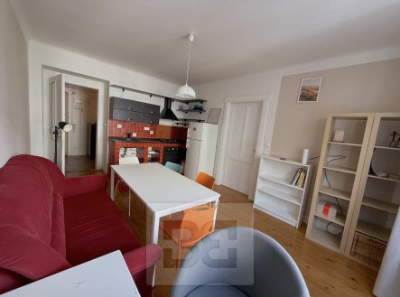 Pronájem bytu, 2+kk, 47 m²