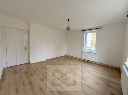 Pronájem domu/vily, 170 m²