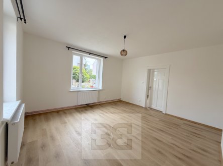 Pronájem domu/vily, 170 m²