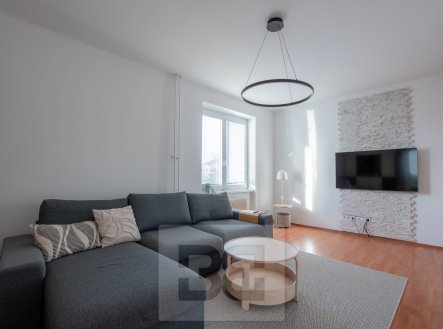 Pronájem bytu, 2+kk, 52 m²