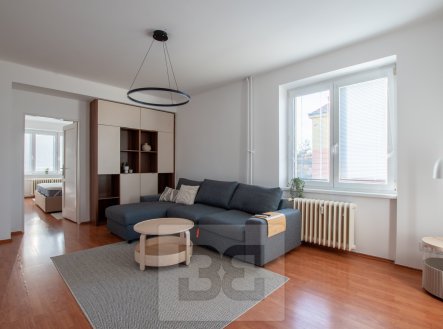 Pronájem bytu, 2+kk, 52 m²