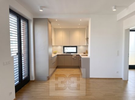 Pronájem bytu, 2+kk, 53 m²