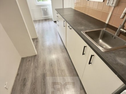 Pronájem bytu, 3+1, 74 m²