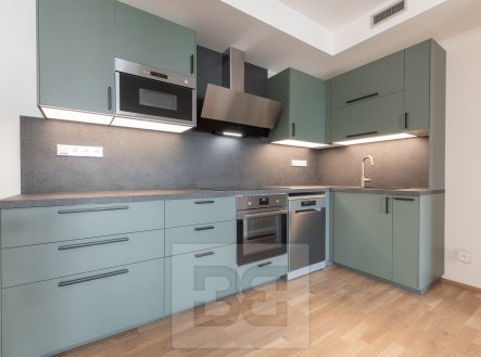 Pronájem bytu, 2+kk, 72 m²