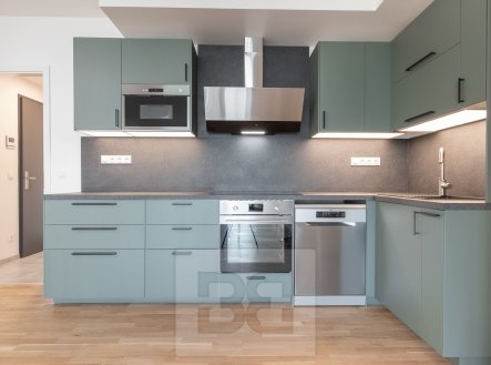 Pronájem bytu, 2+kk, 72 m²