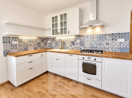 Pronájem bytu, 2+kk, 48 m²