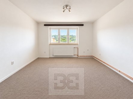 Pronájem bytu, 1+kk, 29 m²
