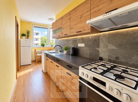 Pronájem bytu, 3+1, 75 m²
