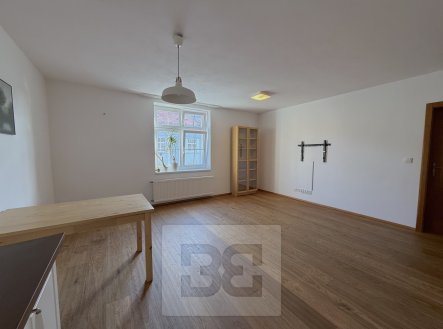 Pronájem bytu, 3+kk, 70 m²