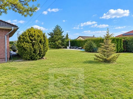 a8706c9b-641e-49df-8409-d2f454cf191d | Prodej - dům/vila, 102 m²