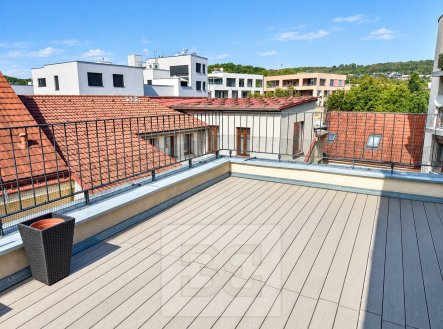 Pronájem bytu, 3+kk, 138 m²