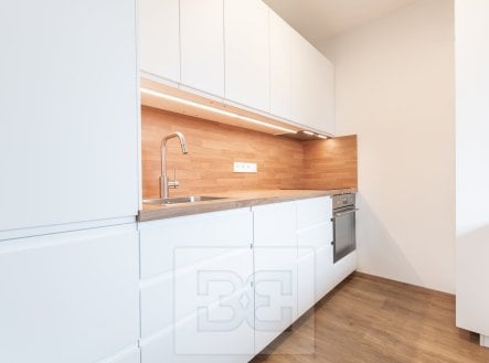 Pronájem bytu, 2+kk, 52 m²