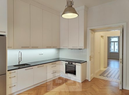 Pronájem bytu, 3+kk, 87 m²