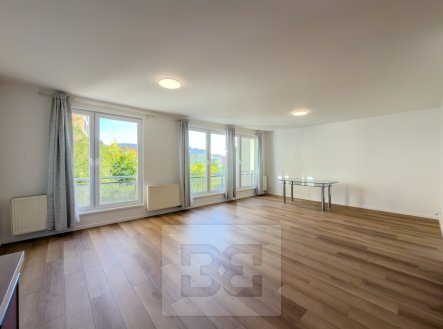 Pronájem bytu, 3+kk, 89 m²