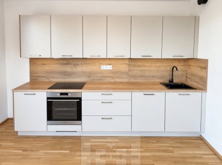 Pronájem bytu, 2+kk, 59 m²