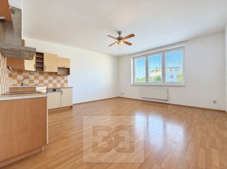 Pronájem bytu, 1+kk, 39 m²