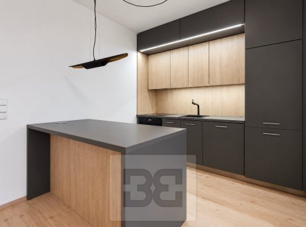 Pronájem bytu, 2+kk, 65 m²