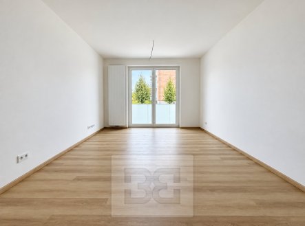 Pronájem bytu, 1+kk, 35 m²