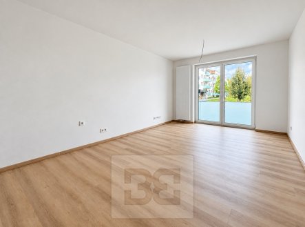 Pronájem bytu, 1+kk, 35 m²