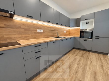 Pronájem bytu, 3+1, 75 m²