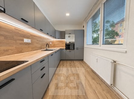 Pronájem bytu, 3+1, 75 m² obrázek