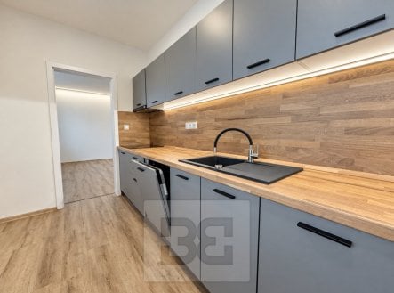 Pronájem bytu, 3+1, 75 m²