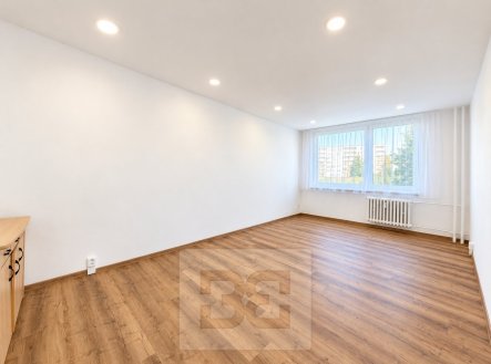 Pronájem bytu, 2+1, 49 m²