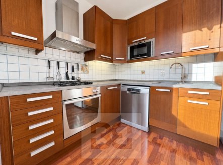 Pronájem bytu, 2+1, 57 m²