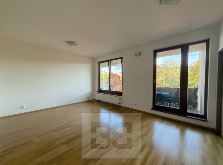 Pronájem bytu, 2+kk, 63 m²