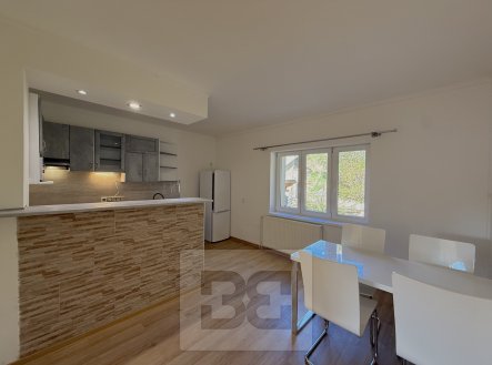 Pronájem bytu, 2+1, 74 m²