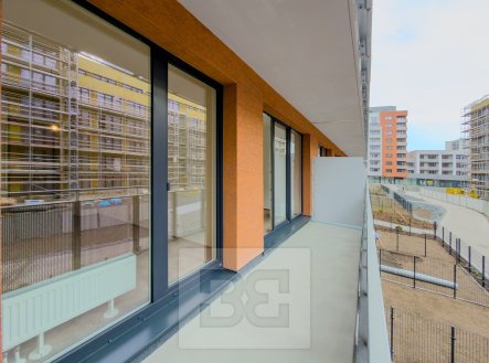 Pronájem bytu, 2+kk, 65 m²