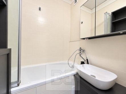 Pronájem bytu, 2+1, 55 m²
