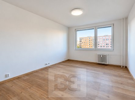 Pronájem bytu, 1+kk, 29 m²