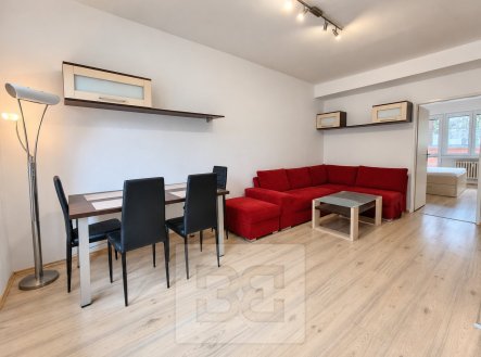 Pronájem bytu, 2+1, 55 m²