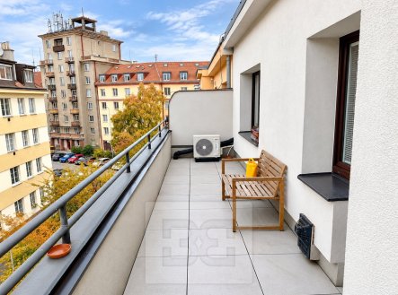Pronájem bytu, 1+kk, 44 m²