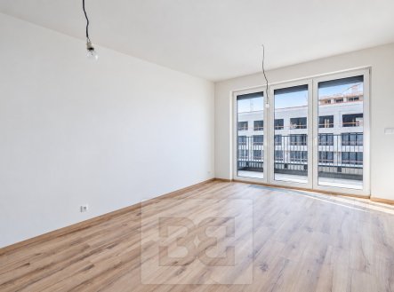 Pronájem bytu, 1+kk, 32 m²