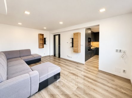 Pronájem bytu, 2+1, 53 m²